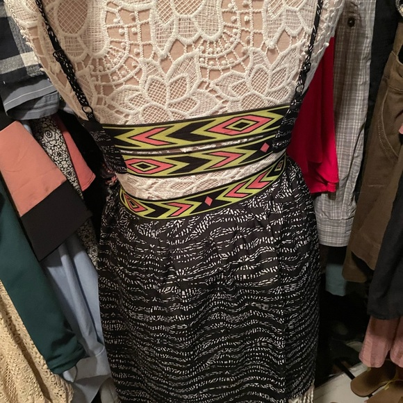 Material girl dress size small - Picture 3 of 6